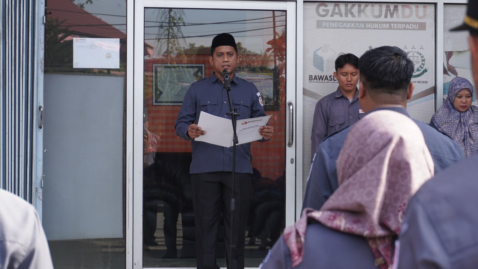 Bawaslu Bontang melaksanakan upacara hari kesaktian Pancasila 1 Oktober 2024