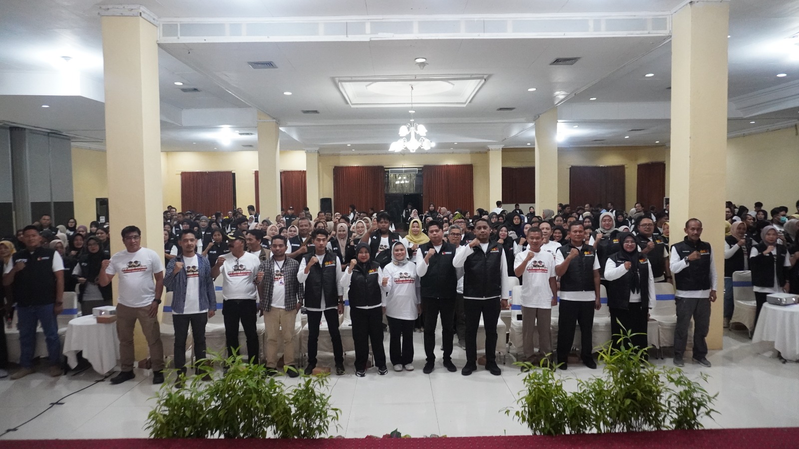 Apel Siaga Pengawasan “Mengawal Pilkada Serentak 2024 Untuk Demokrasi Yang Berintegritas”, bertempat di Ballroom Hotel Bintang Sintuk Bontang pada Kamis (21/11/2024).