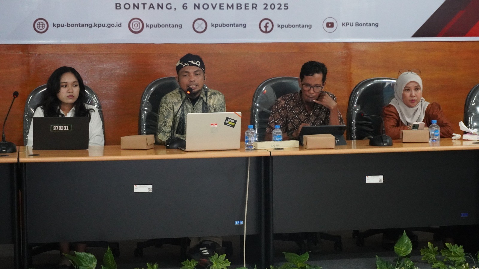 Sosialisasi Pemutakhiran Data Partai Politik secara berkelanjutan melalui Sistem Informasi Partai Politik (SIPOL), Kamis (6/11/2025)