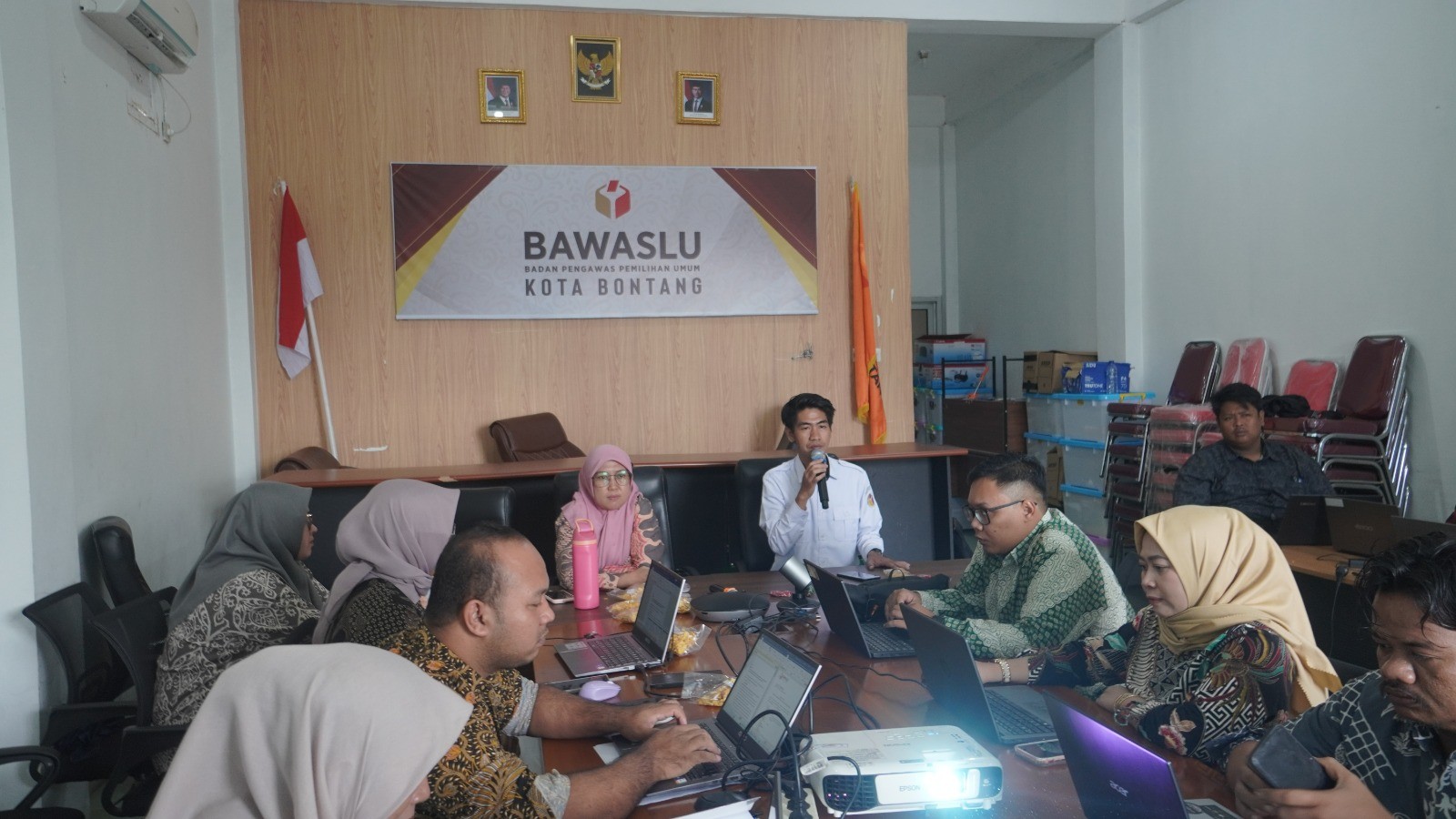 Badan Pengawas Pemilu (Bawaslu) Kota Bontang melaksanakan simulasi praktik lanjutan penerimaan permohonan penyelesaian sengketa proses Pemilu pada Kamis (15/1/2026).
