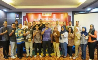 Rapat Kerja (Raker) Sentra Gakkumdu terkait Evaluasi Penanganan Pelanggaran Tindak Pidana Pemilihan Tahun 2024 dilaksanakan Bawaslu Kota Bontang di Hotel Bintang Sintuk pada Rabu (15/1/2025)
